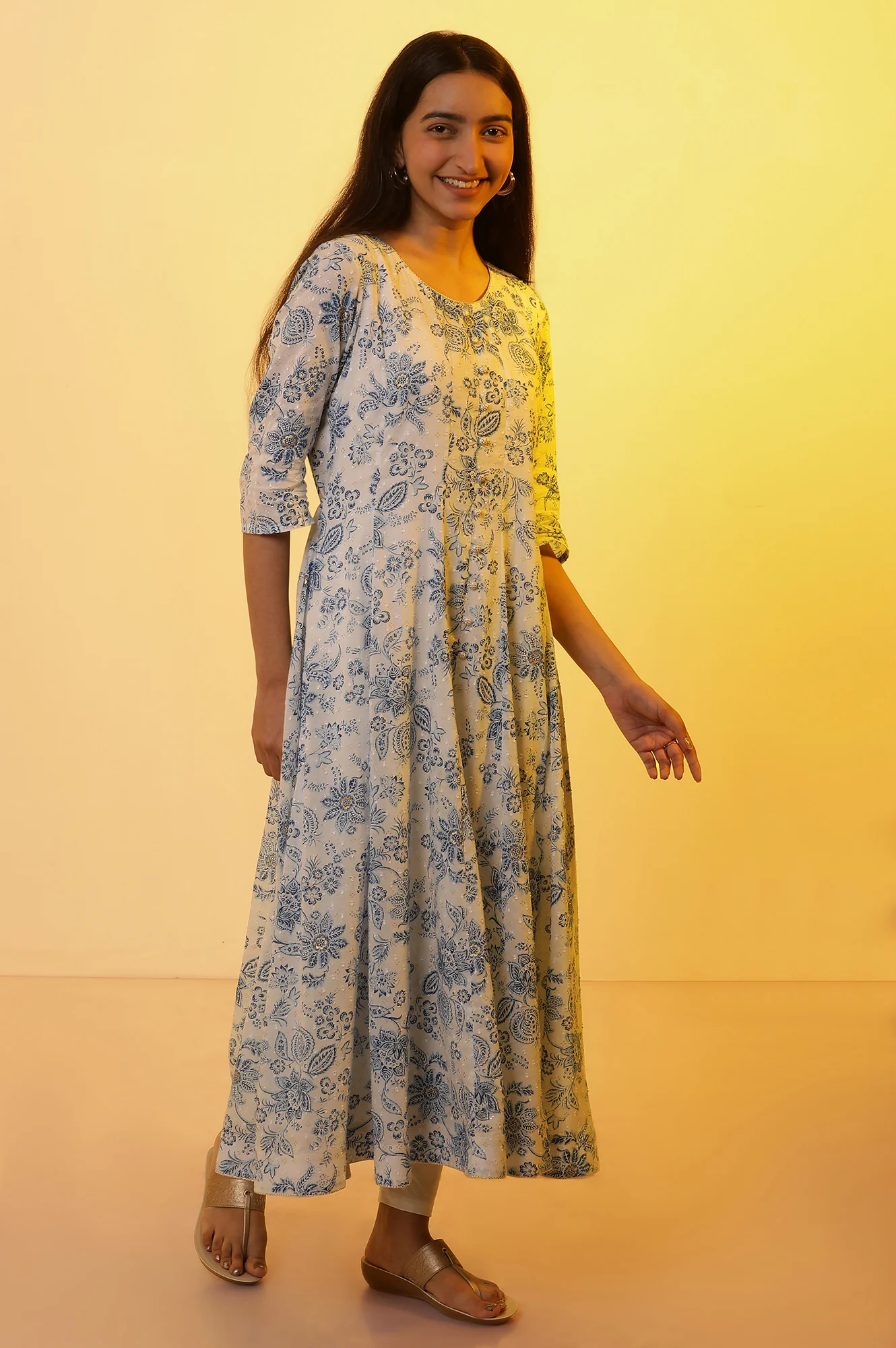 White Floral Printed Flared Kurta, Tights and Dupatta Set - Image 5