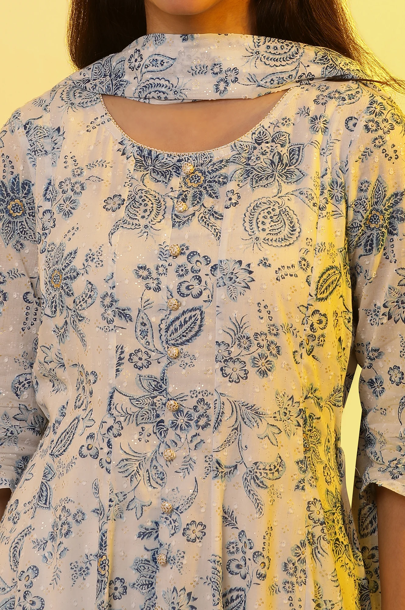 White Floral Printed Flared Kurta, Tights and Dupatta Set - Image 6