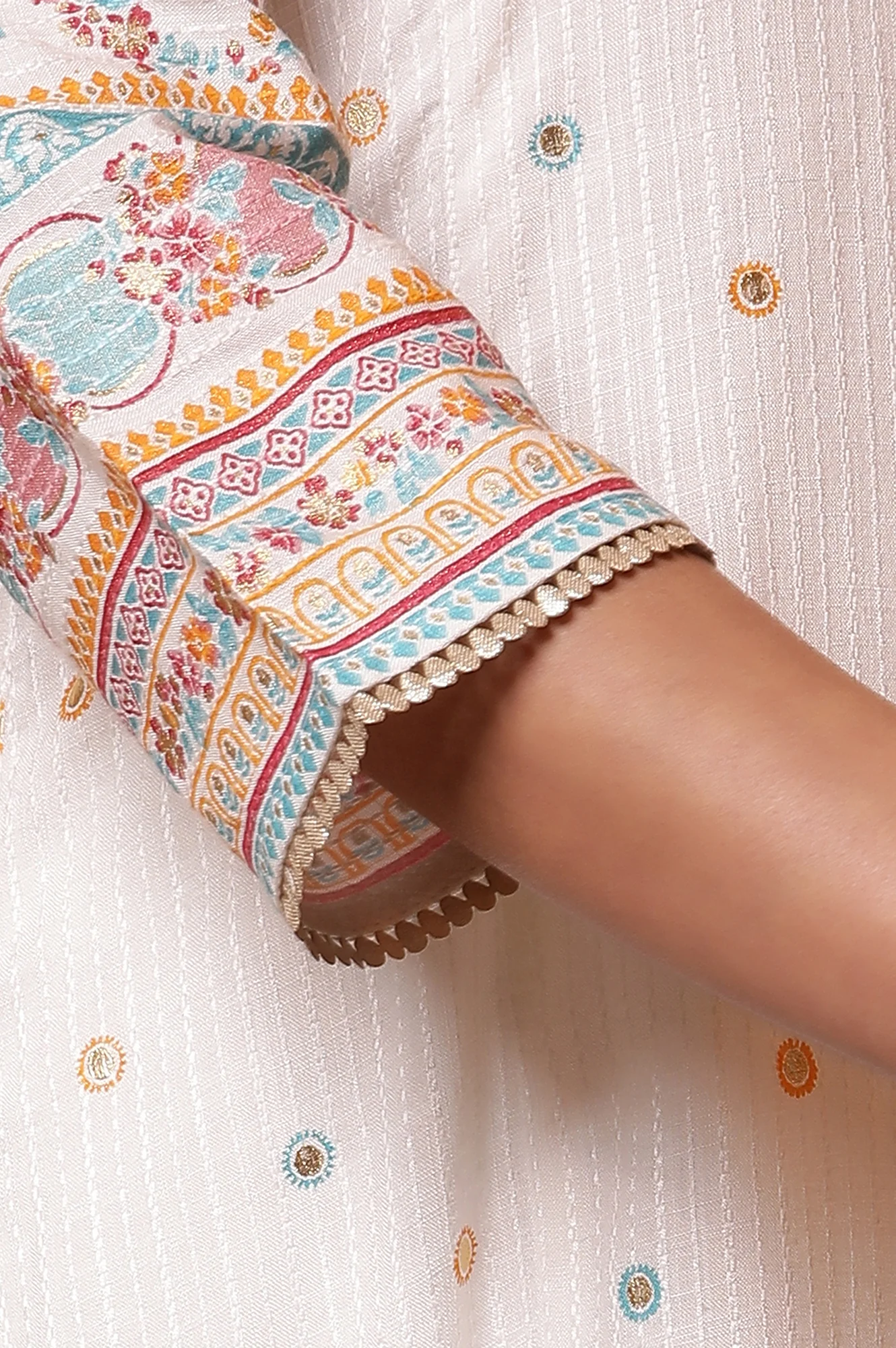 White Floral Printed Flared Kurta, Trousers and Dupatta Set - Image 7
