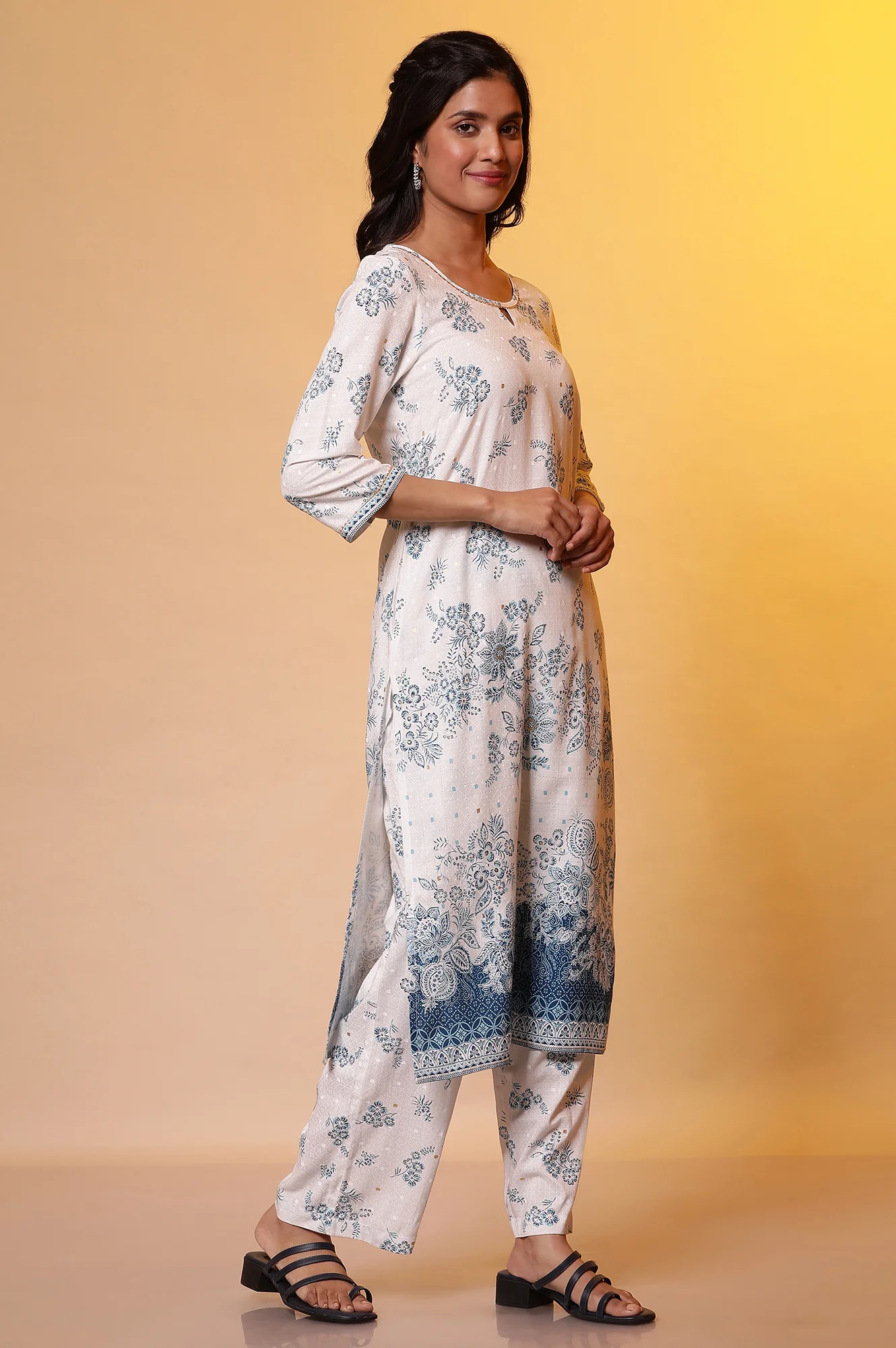 White Floral Printed Kurta, Palazzo and Dupatta Set - Image 5