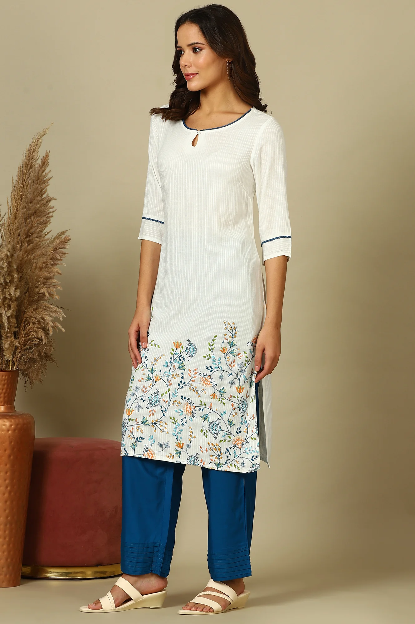 White Floral Printed Kurta, Pleated Narrow Palazzo and Dupatta Set - Image 4