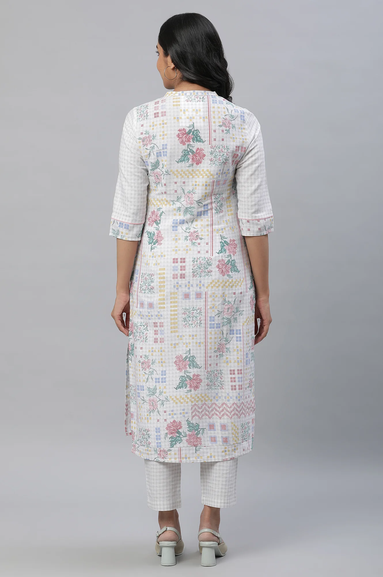 White Seer Sucker Kurta and Pants Co-ord Set - Image 8