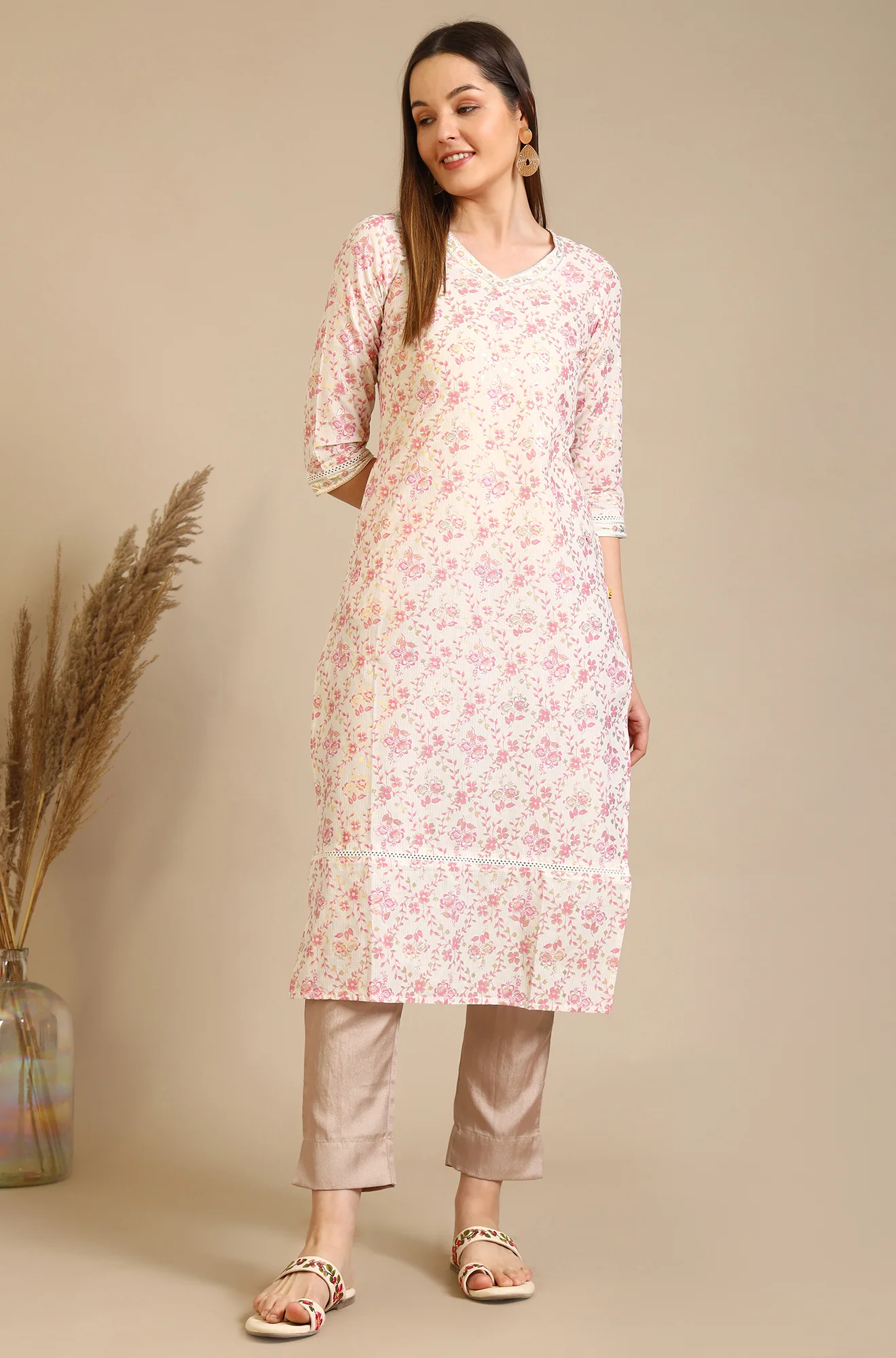 White Floral Printed Pure Cotton Straight Kurta - Image 3
