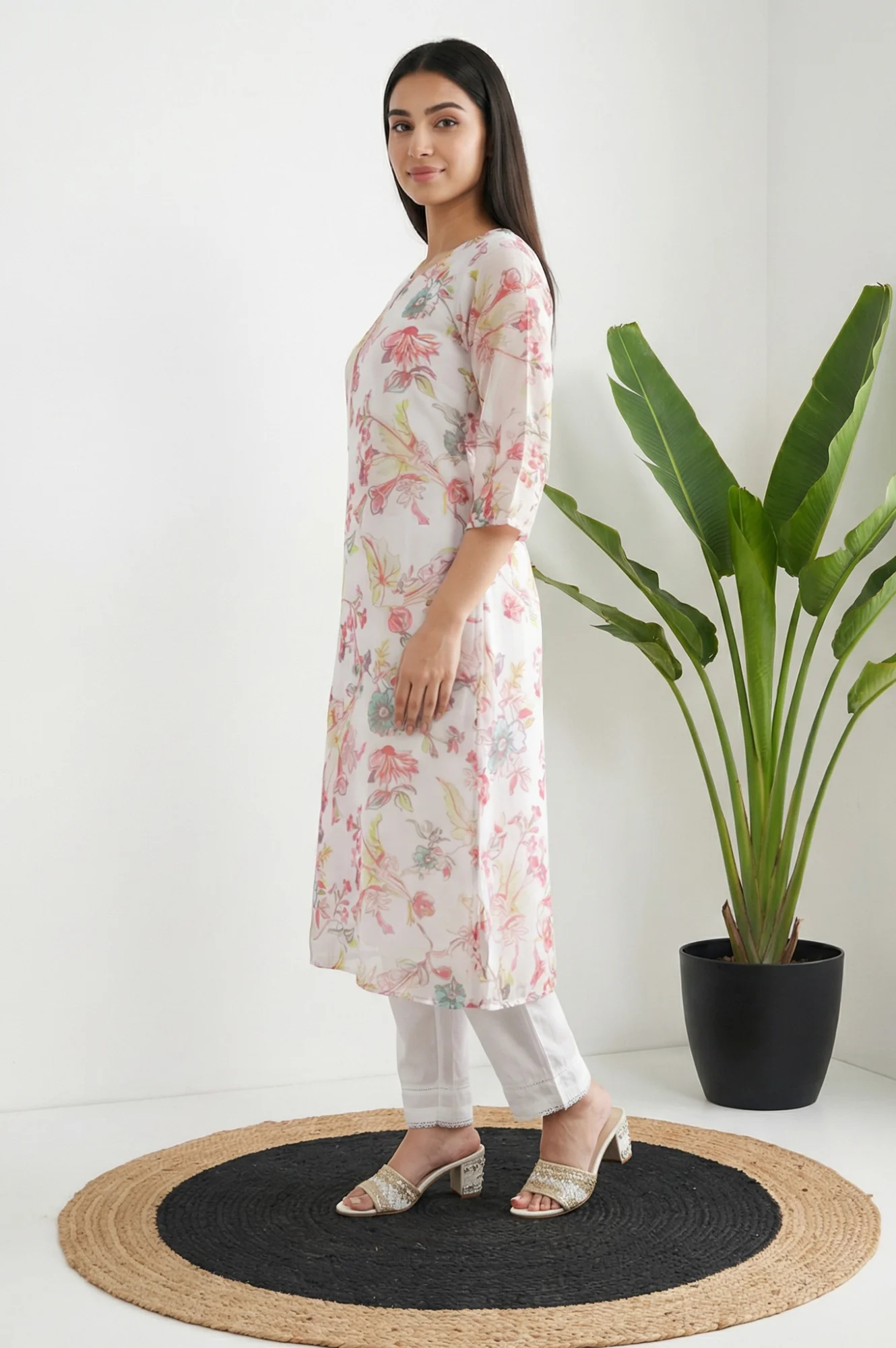 White Floral Printed Straight Kurta - Image 3