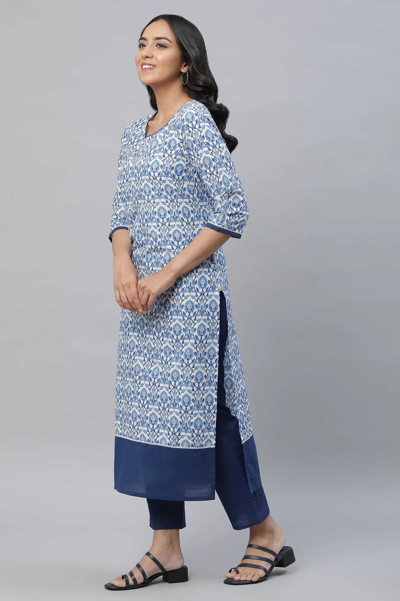 White Floral Straight Cotton Kurta - Image 3