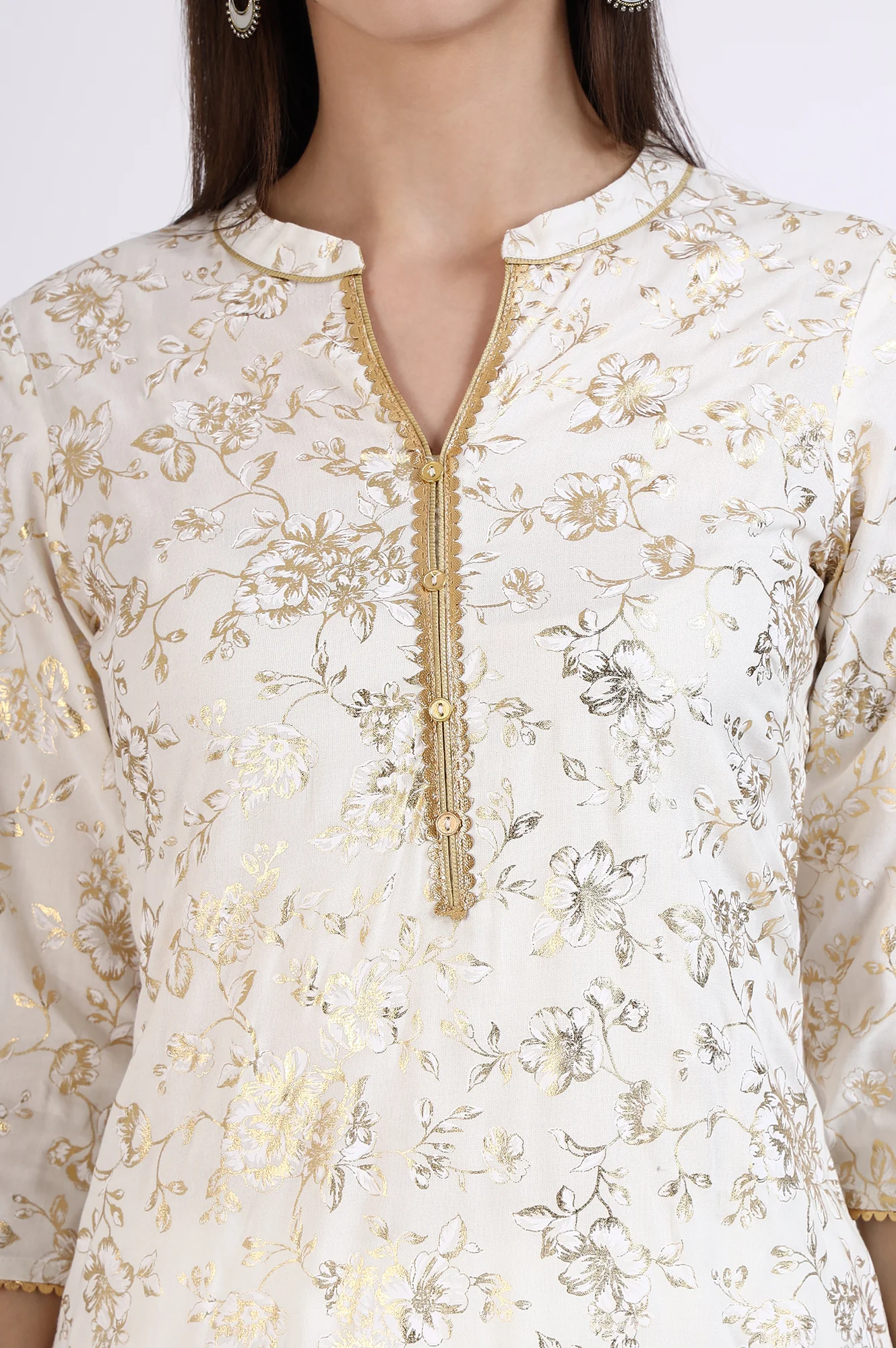 White Foil Floral Printed Rayon Straight Kurta and Trousers Co-ord Set - Image 3