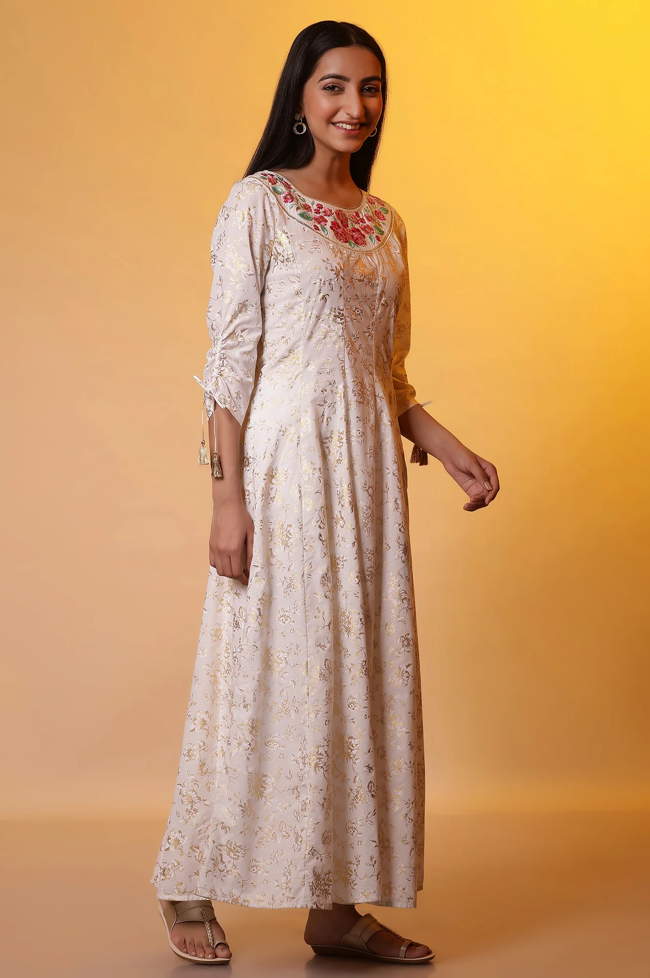 White Foil Printed Flared Kurta, Tights and Stole Set - Image 5