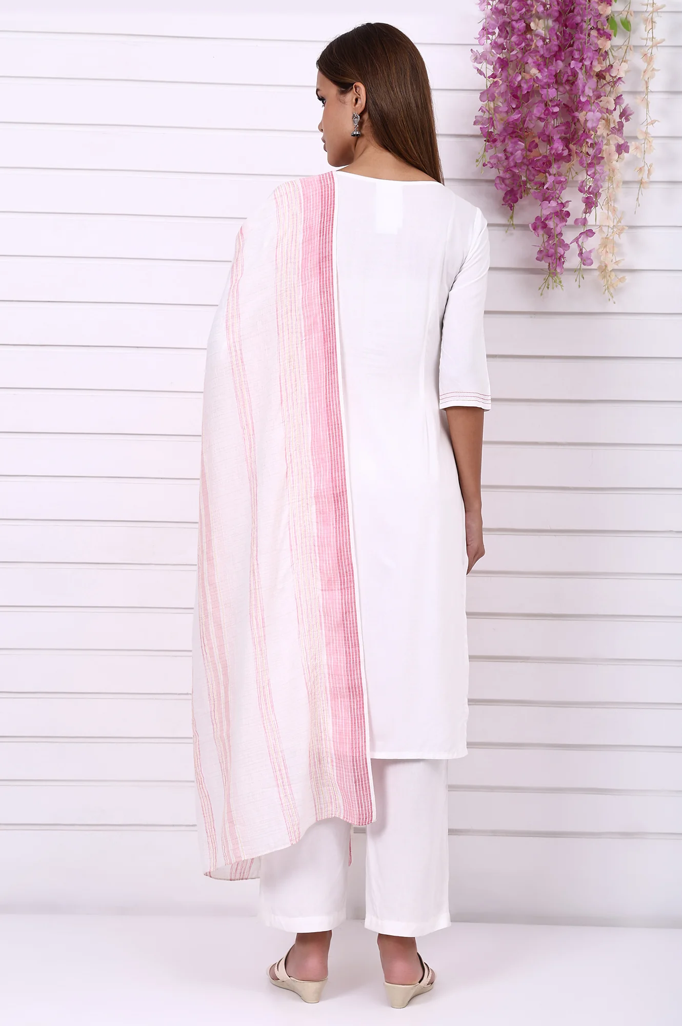 White Geometric Printed Cotton Rayon Straight Kurta, Trousers and Dupatta Set - Image 5