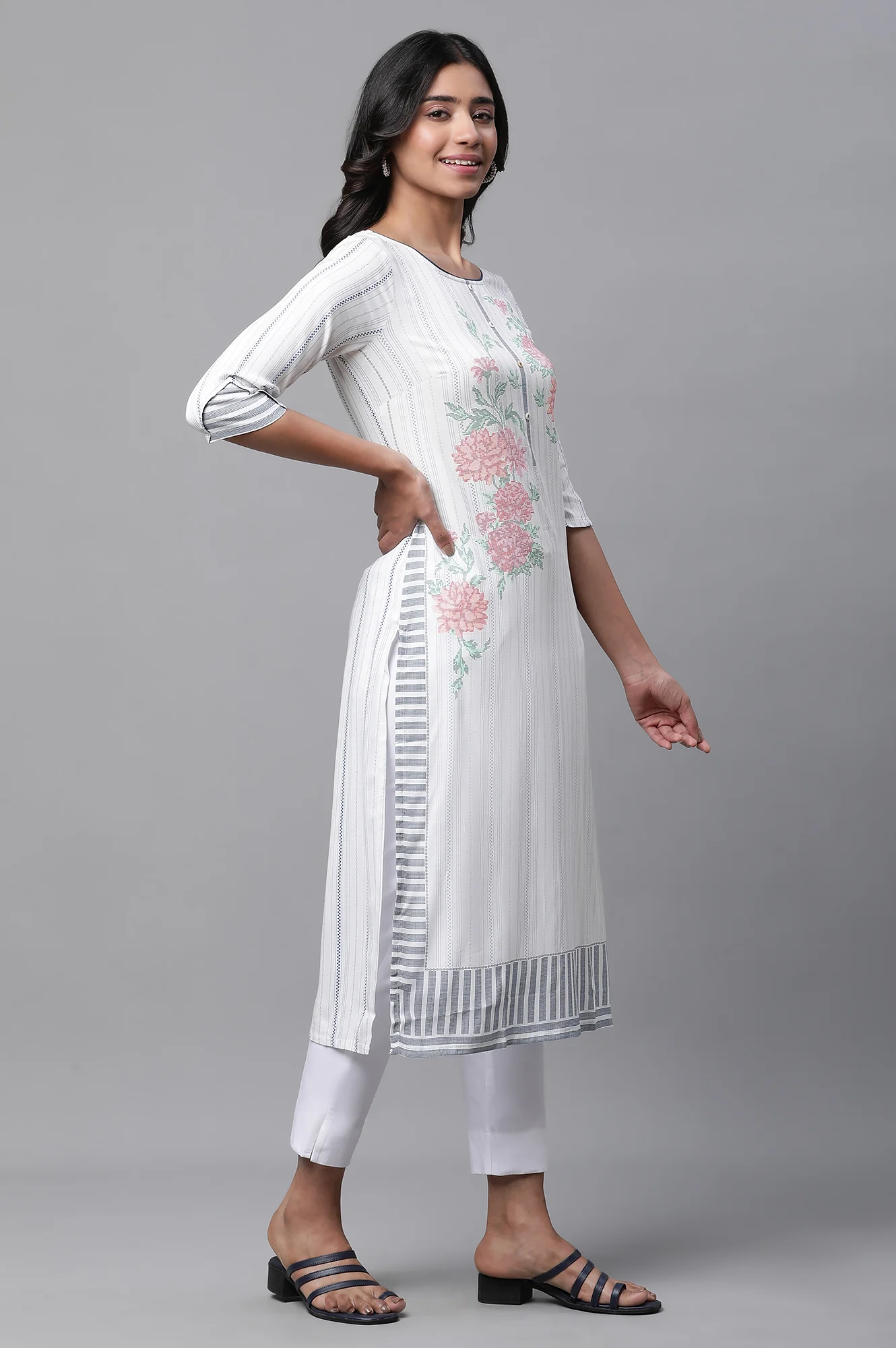 White Printed Casual Kurta - Image 5