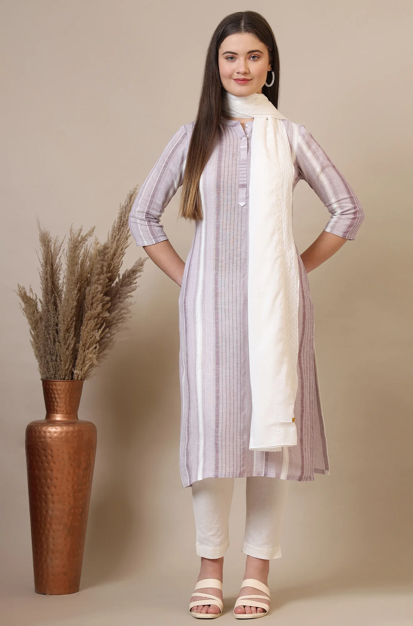White Schiffili Embroidered Dupatta - Image 4