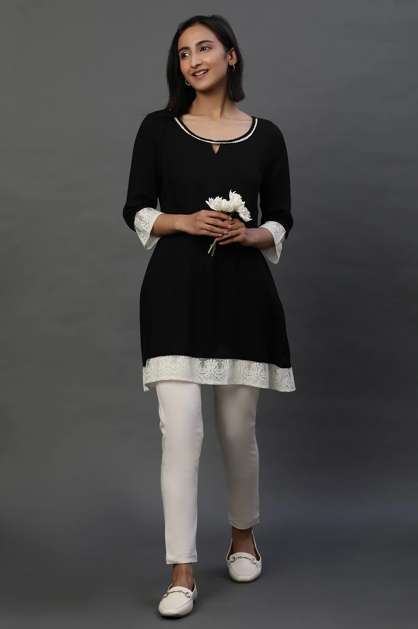 White Sleek and Comfy Slim Pants - Image 5