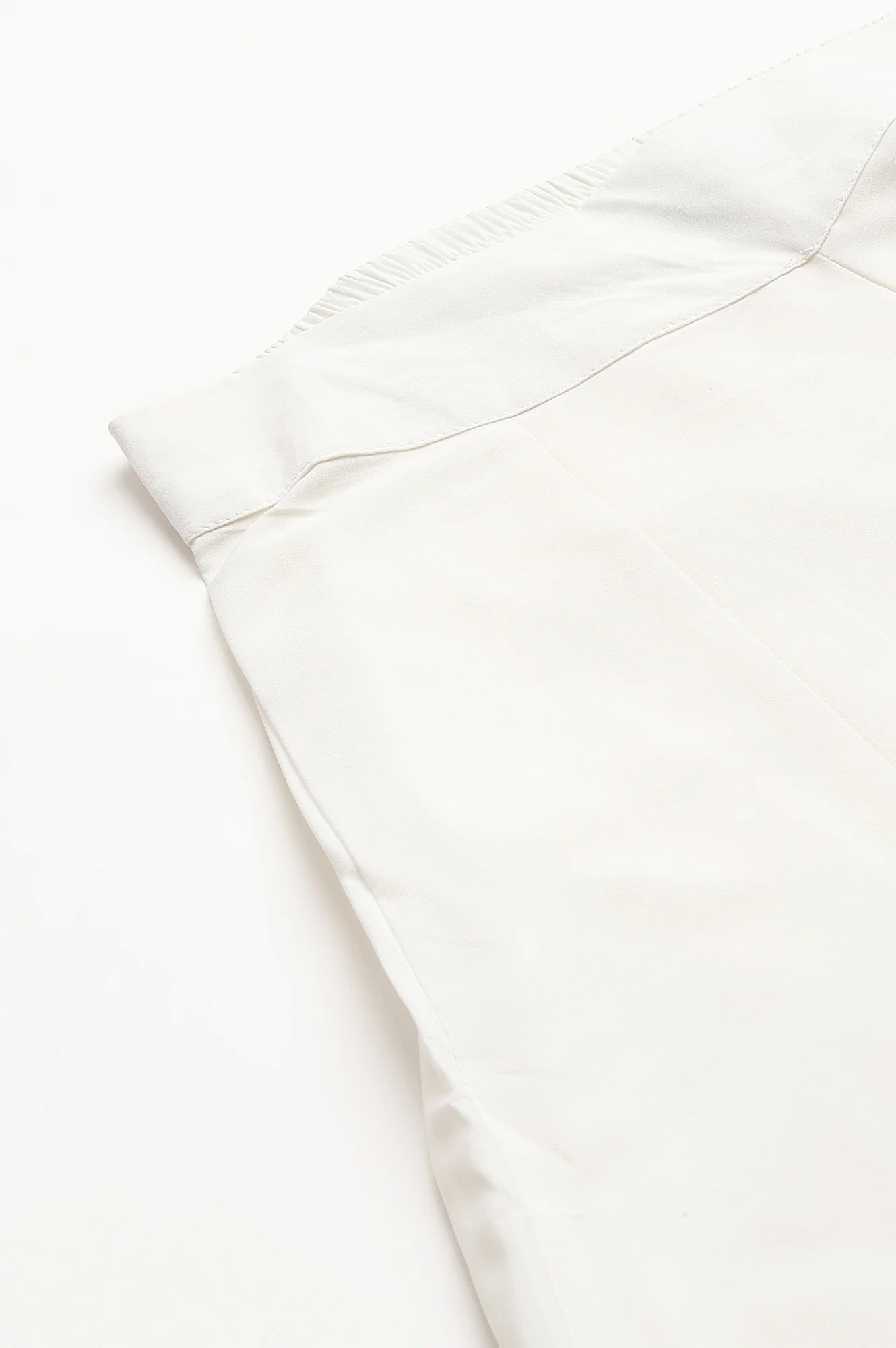 White Solid Flared Crepe Palazzo - Image 6