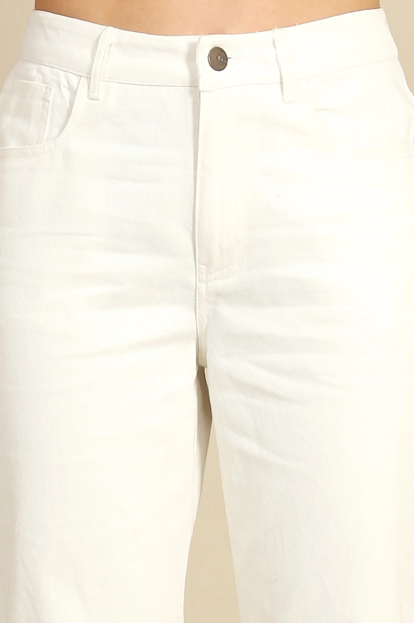 White Solid Straight Fit Cotton Pants With Button Closure - Image 3