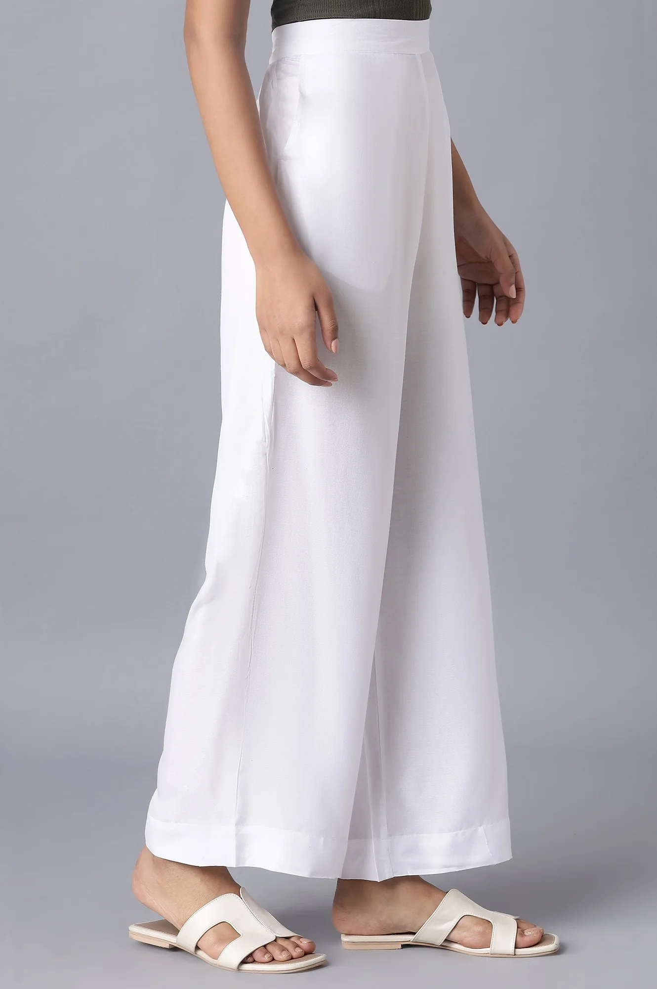 White Solid Relaxed Fit Ankle Length High Rise Palazzo - Image 4