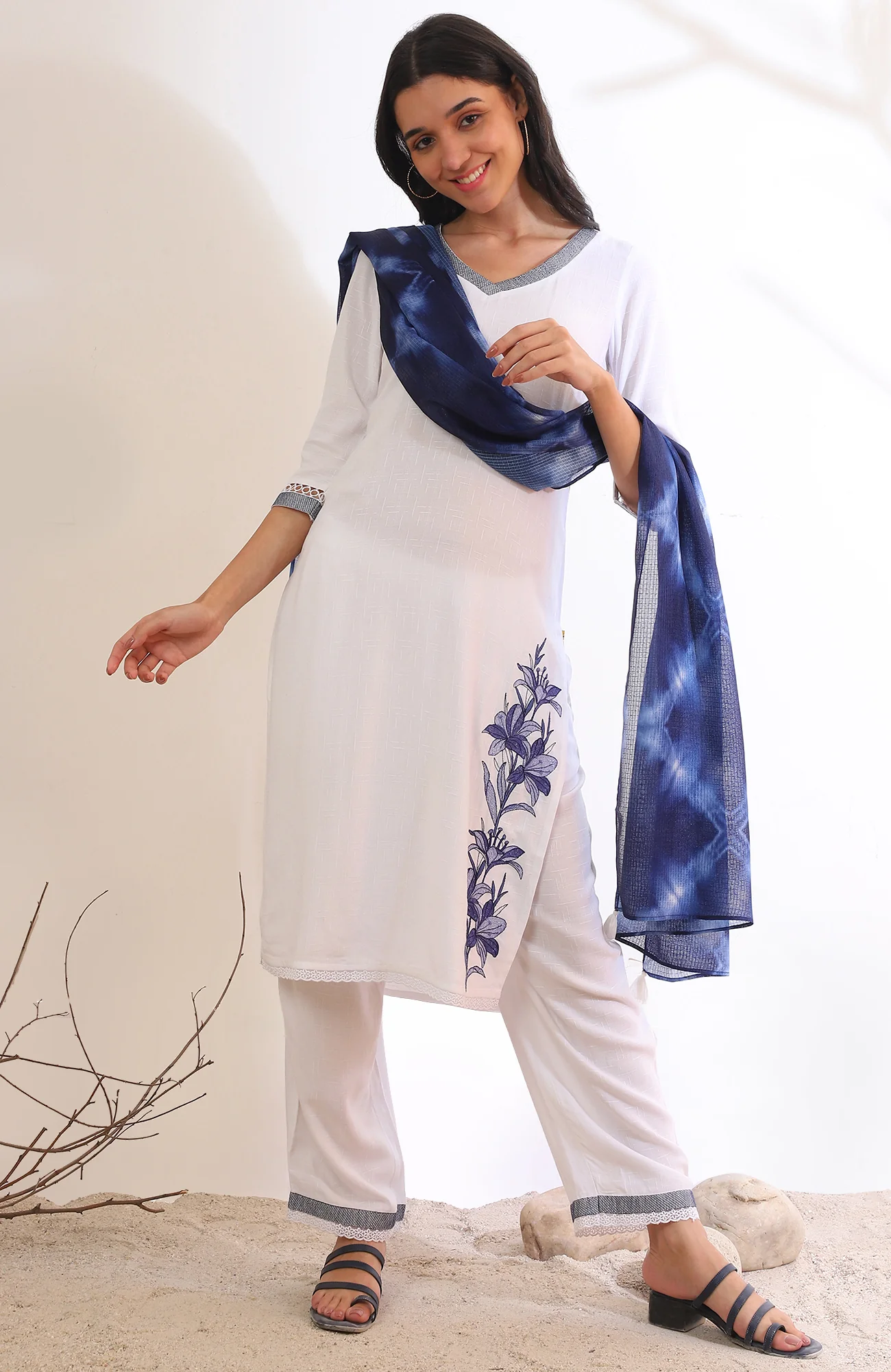 White Solid Straight Kurta with Palazzo & Dupatta Set - Image 2