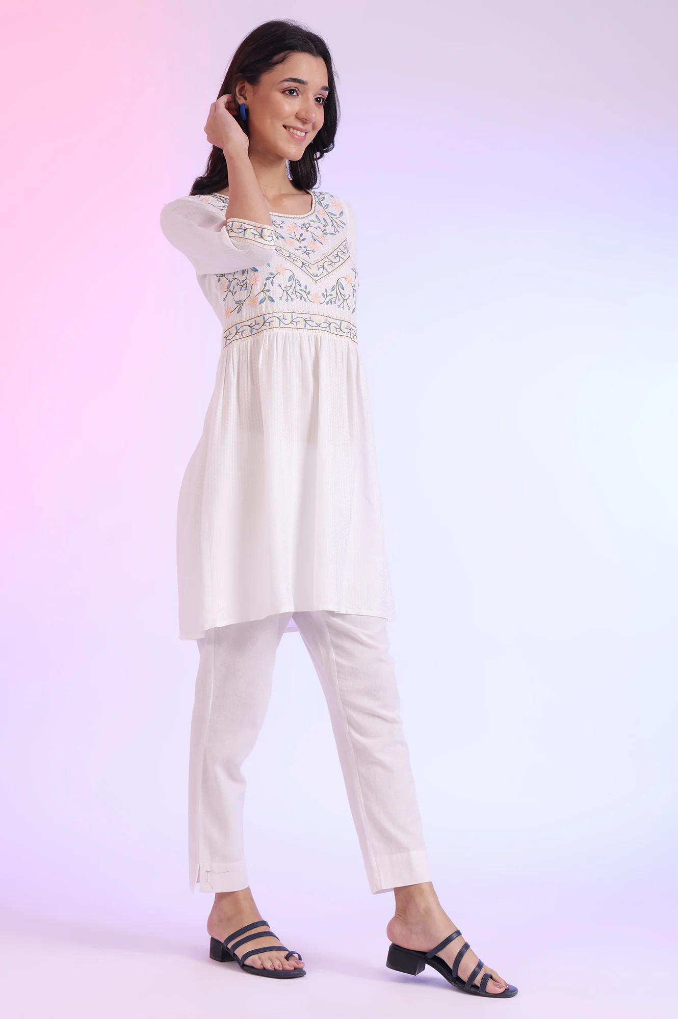 White Solid Straight Kurti - Image 7