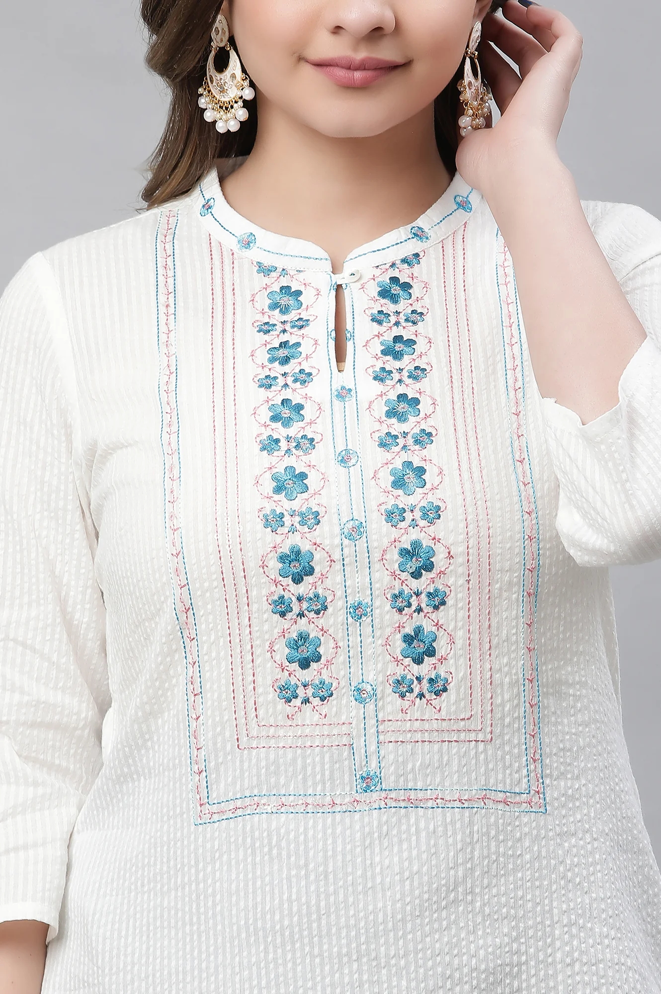 White Solid Thread Work Cotton Blend Straight Kurta and Palazzo Set - Image 2