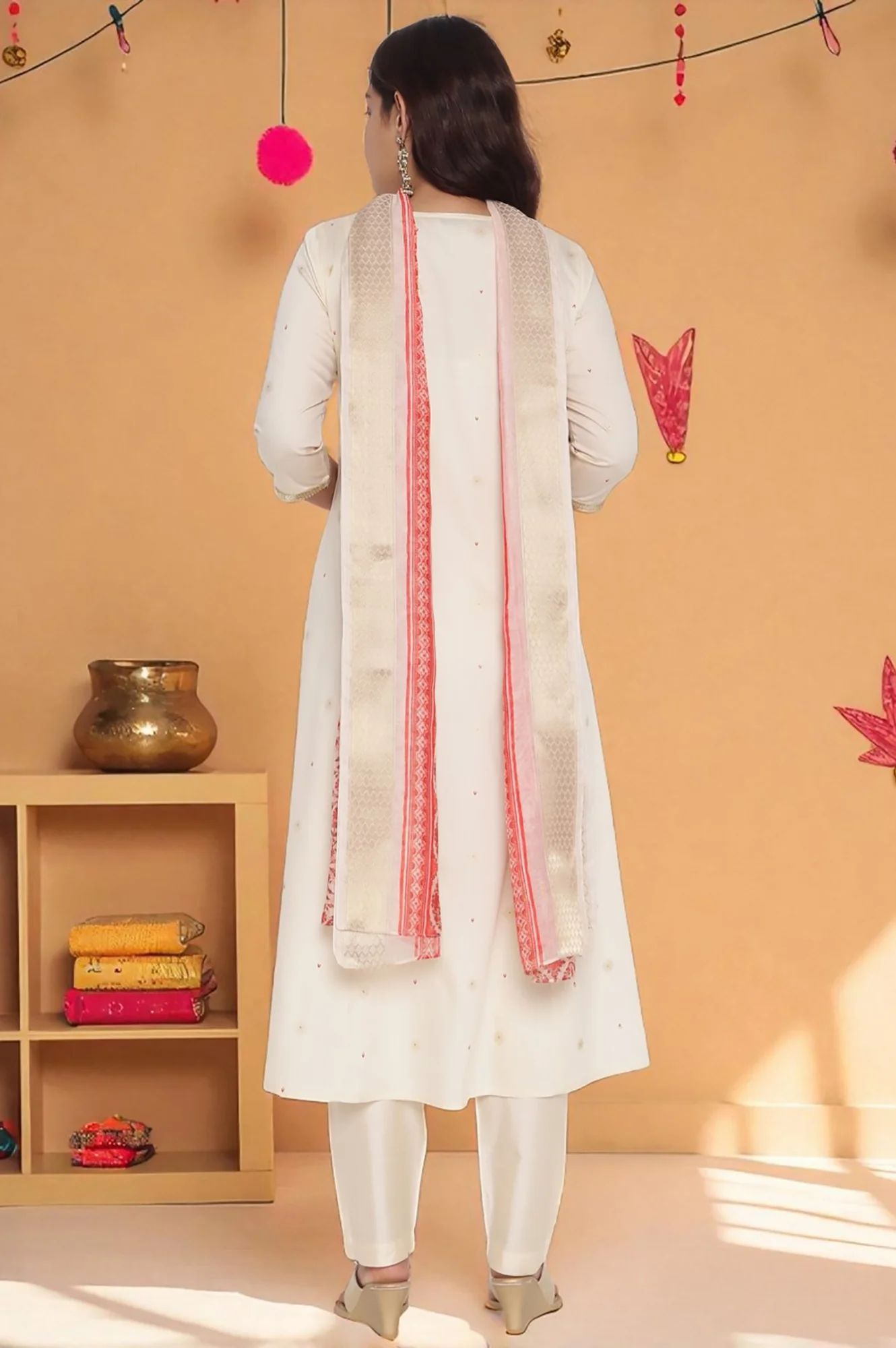 White Zari Embroidered A-line Kurta, Trousers and Dupatta Set - Image 5