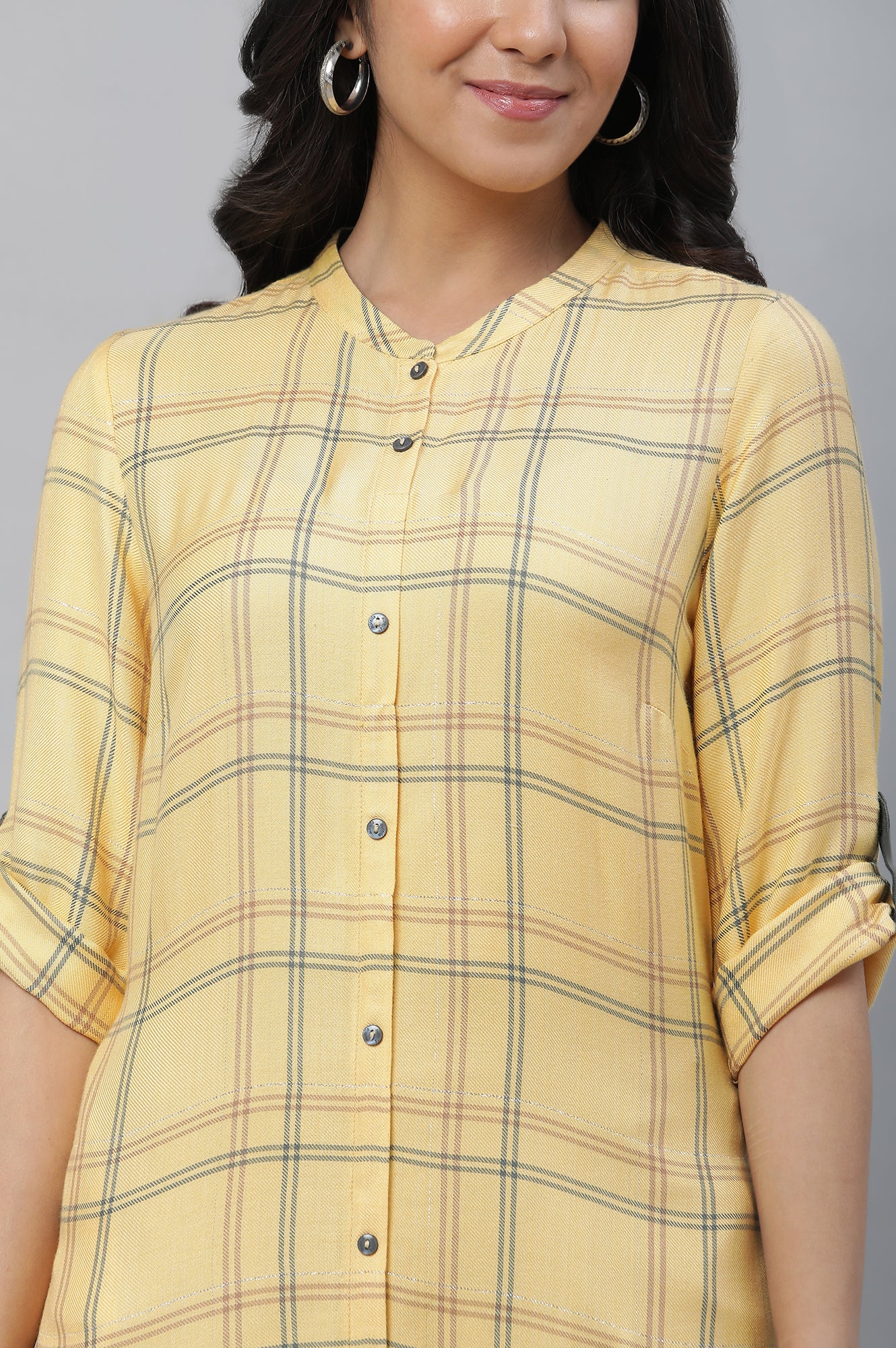 Yellow Checker Modern Kurta and Pants Set - Image 7