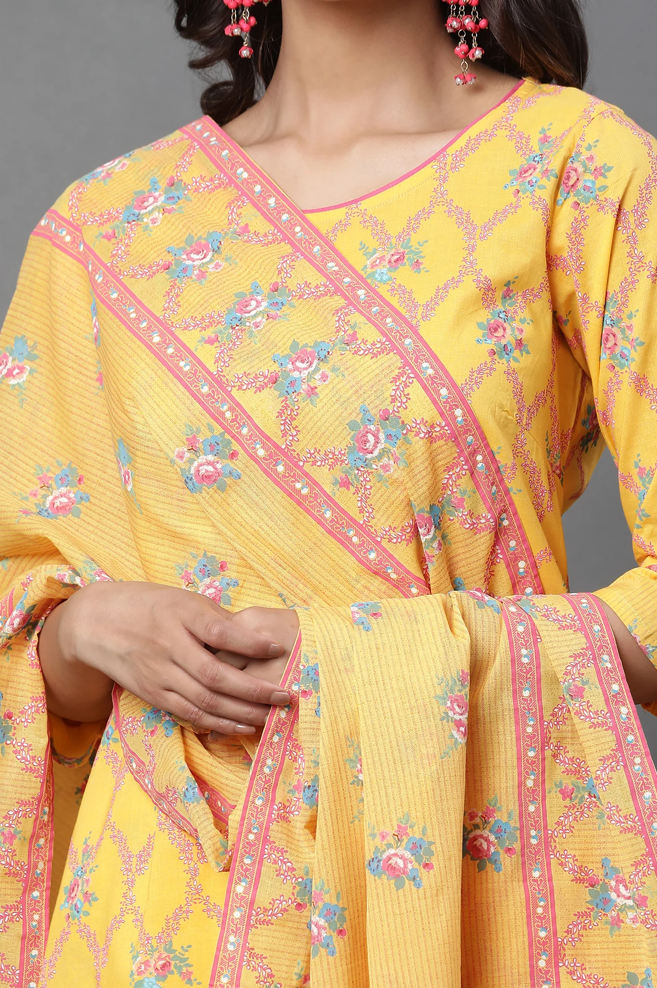 Yellow Floral Printed Cotton Dupatta - Image 5