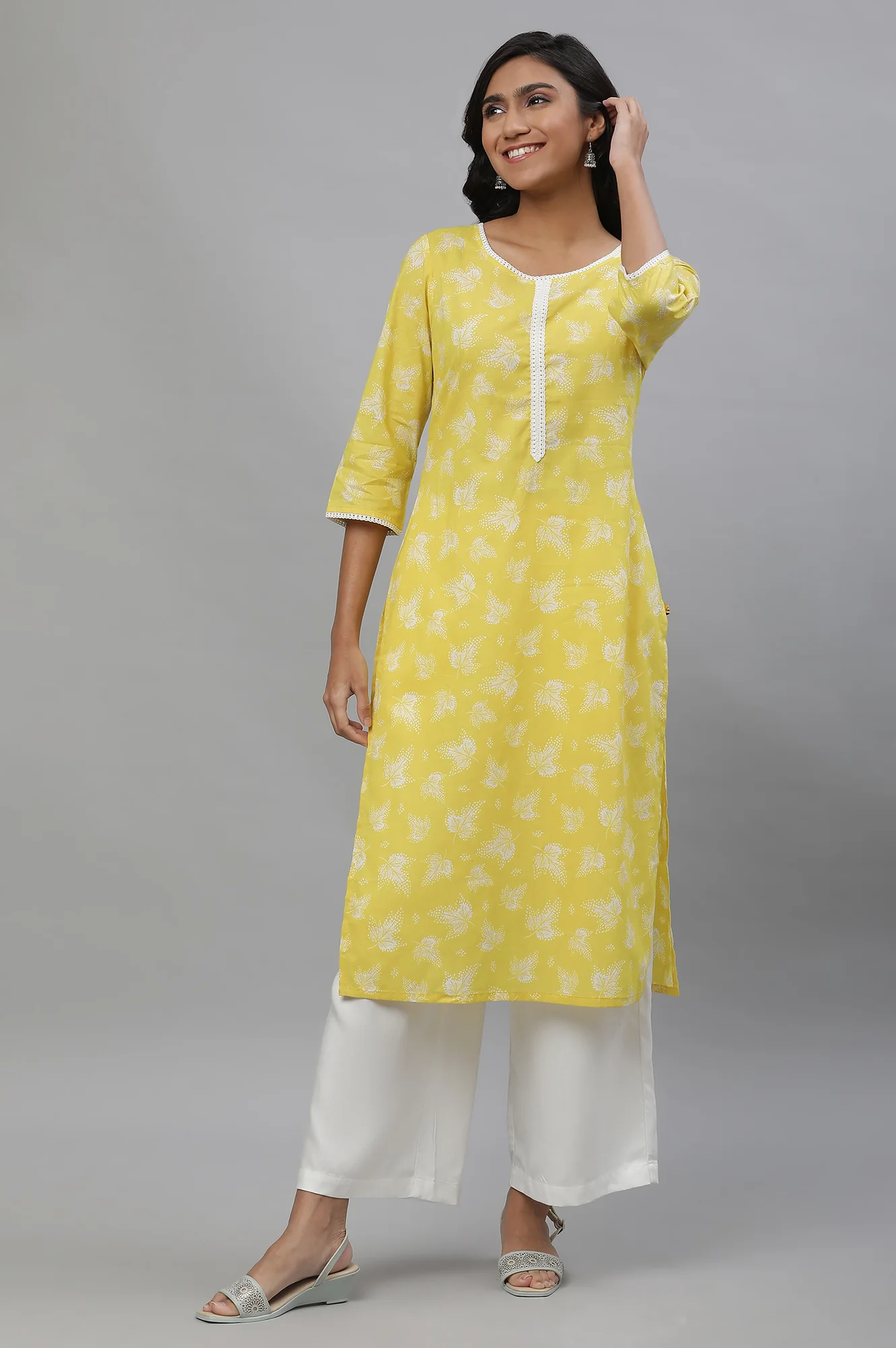 Yellow Floral Printed Cotton Kurta - Image 3
