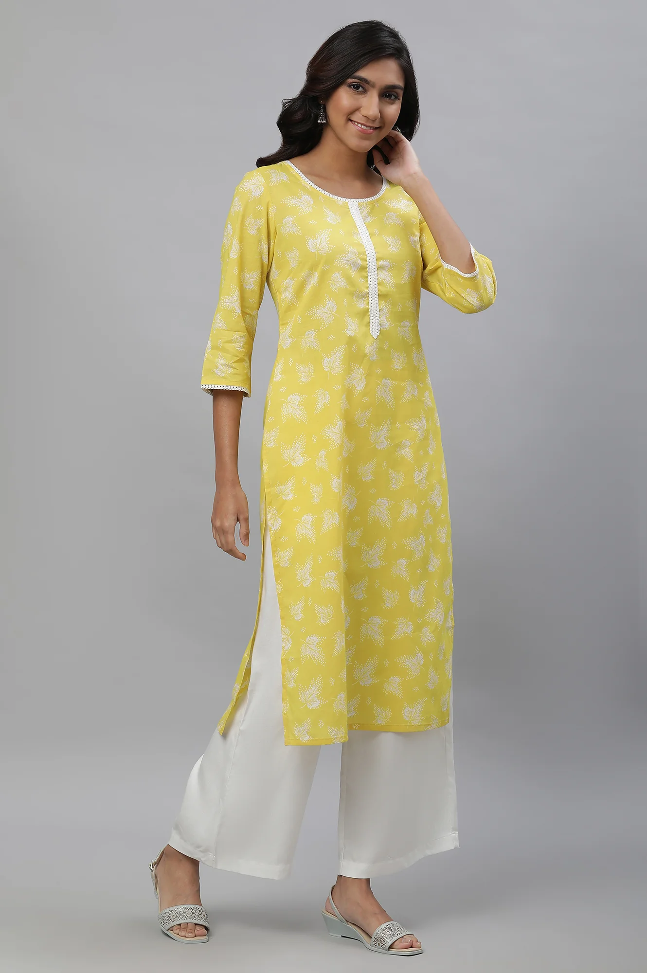 Yellow Floral Printed Cotton Kurta - Image 6