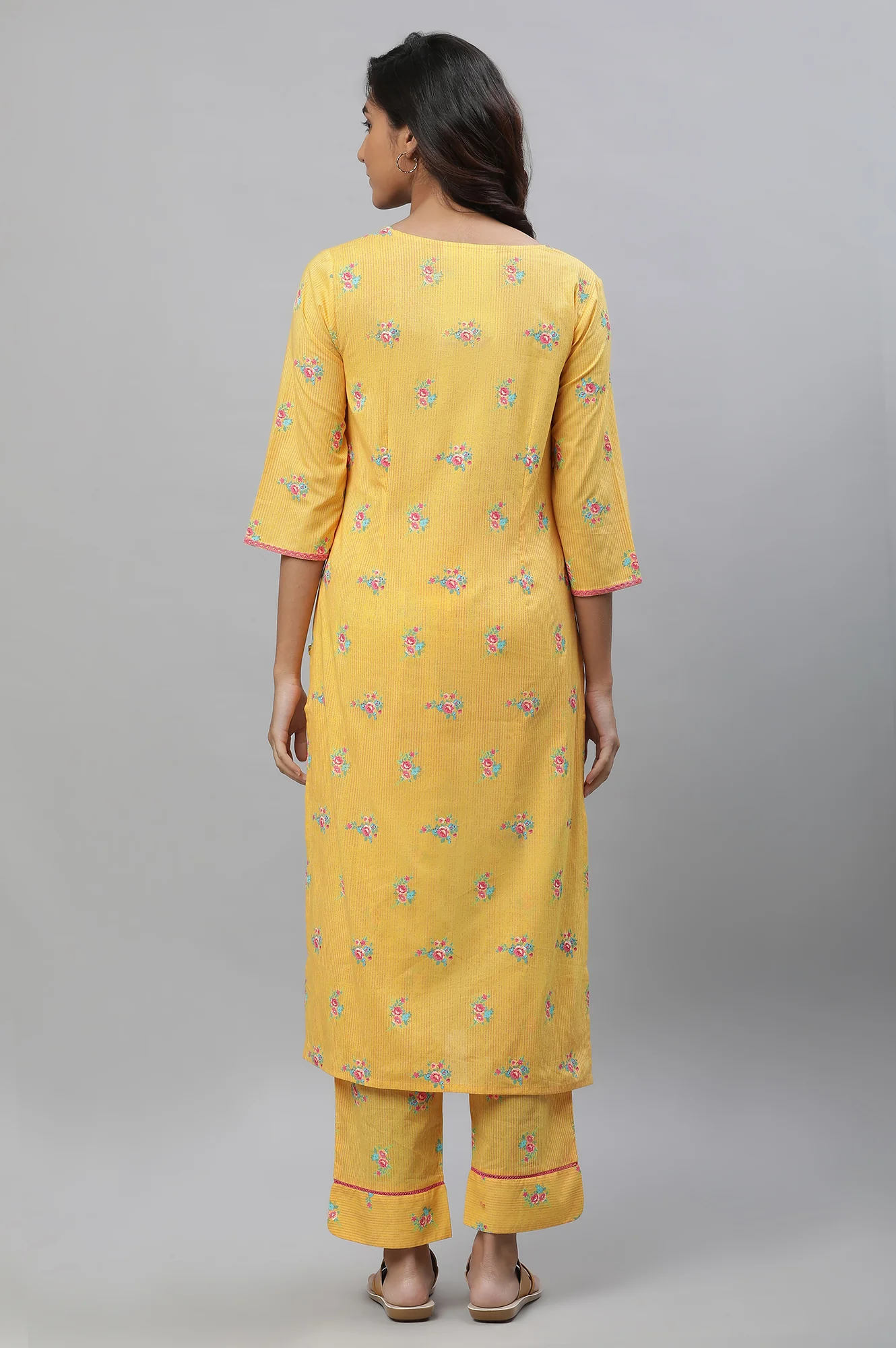Yellow Floral Printed Kurta - Image 5