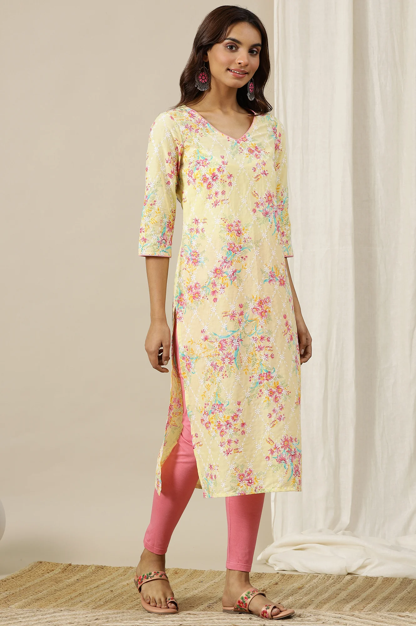 Yellow Floral Printed Schiffli Embroidered Straight Kurta in V-Neck - Image 6