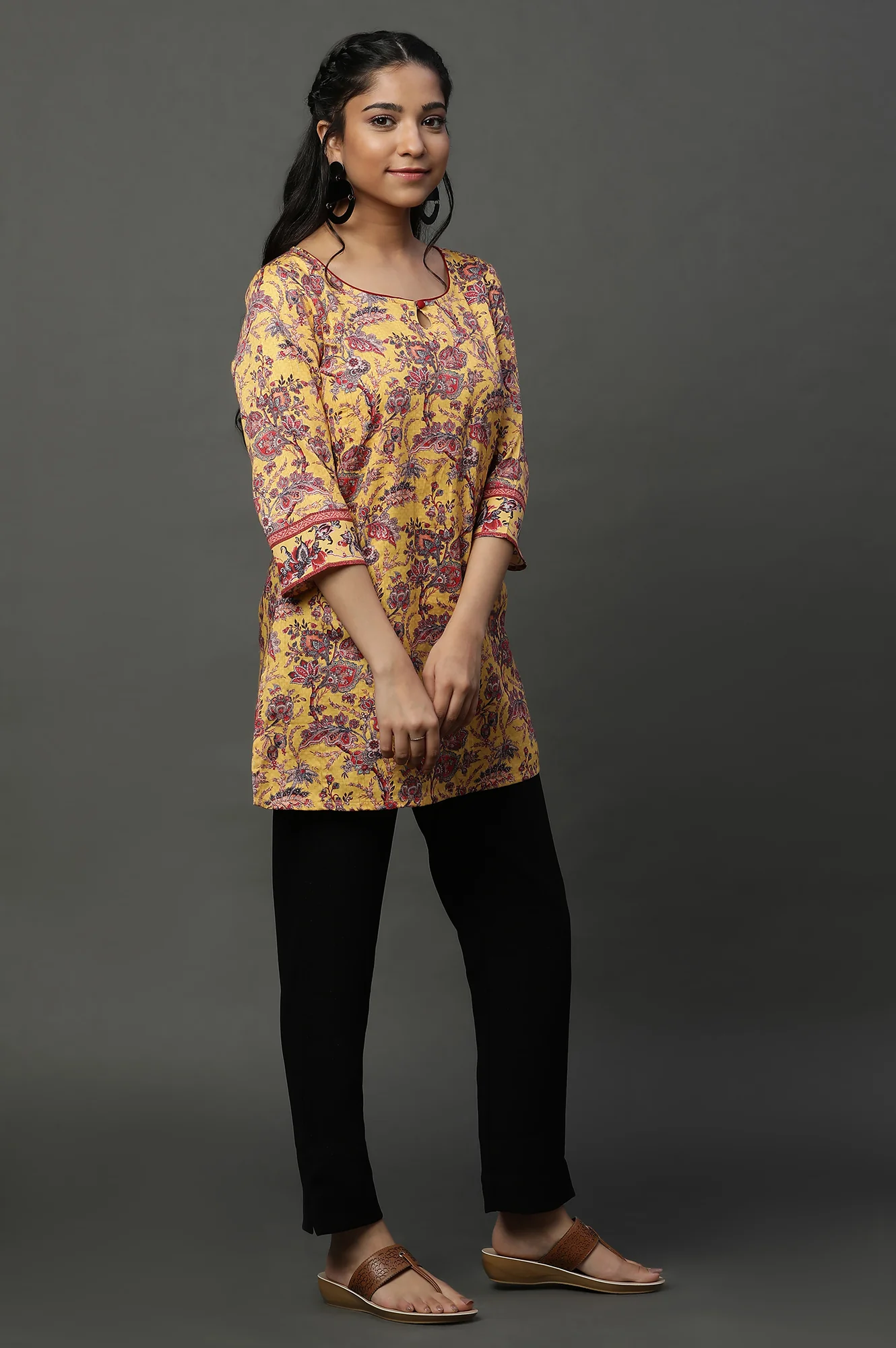 Yellow Floral Printed Short Ethnic Kurti - Image 5