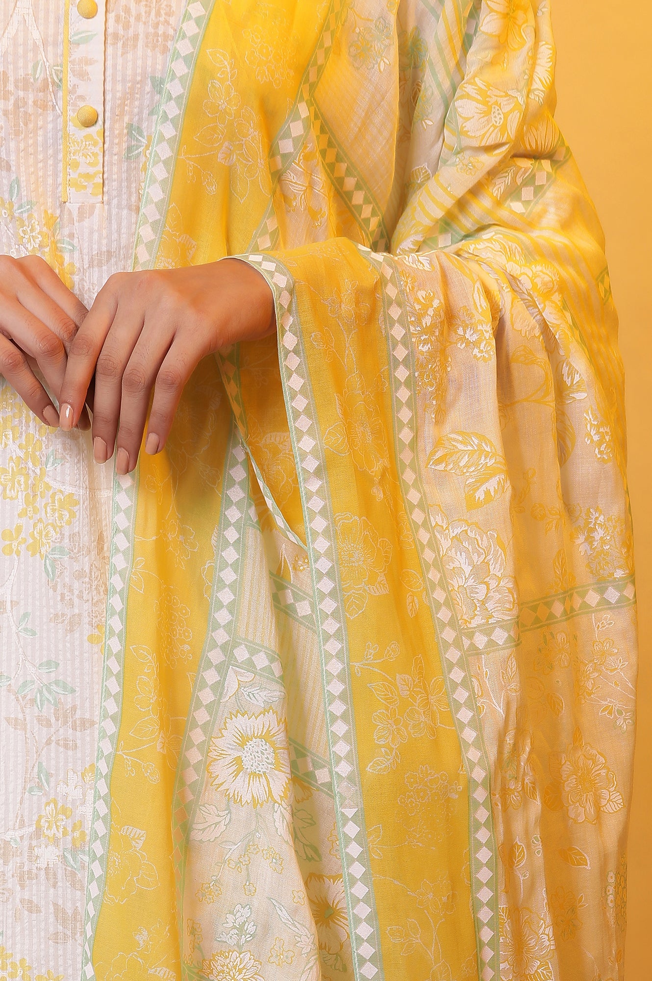 Yellow Floral Printed Stole with Border - Image 5