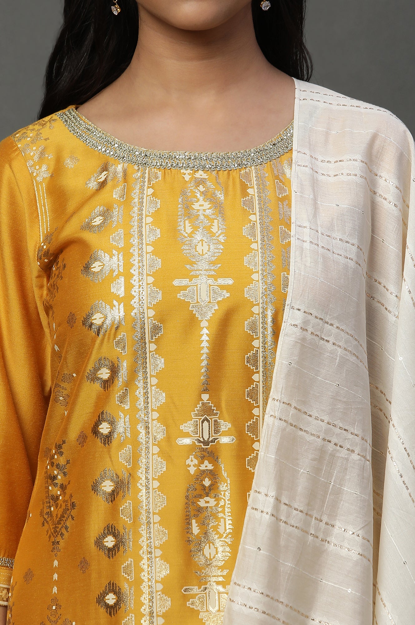 Yellow Foil Printed Embroidered Straight Kurta Pants and Dupatta Set - Image 7