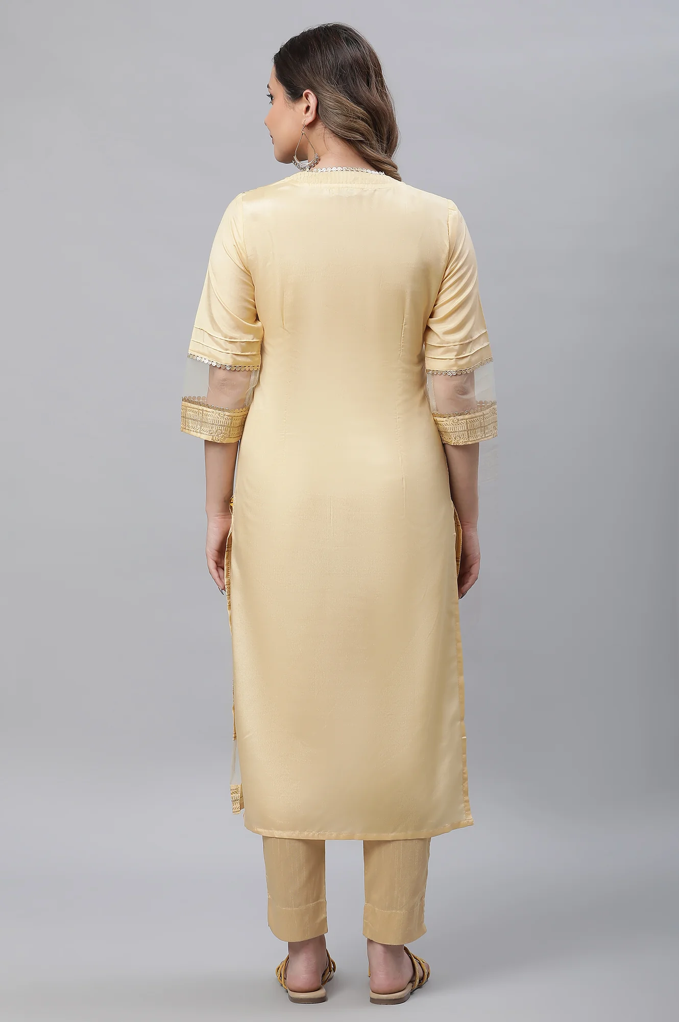 Yellow Glitter Printed Festive Kurta - Image 4