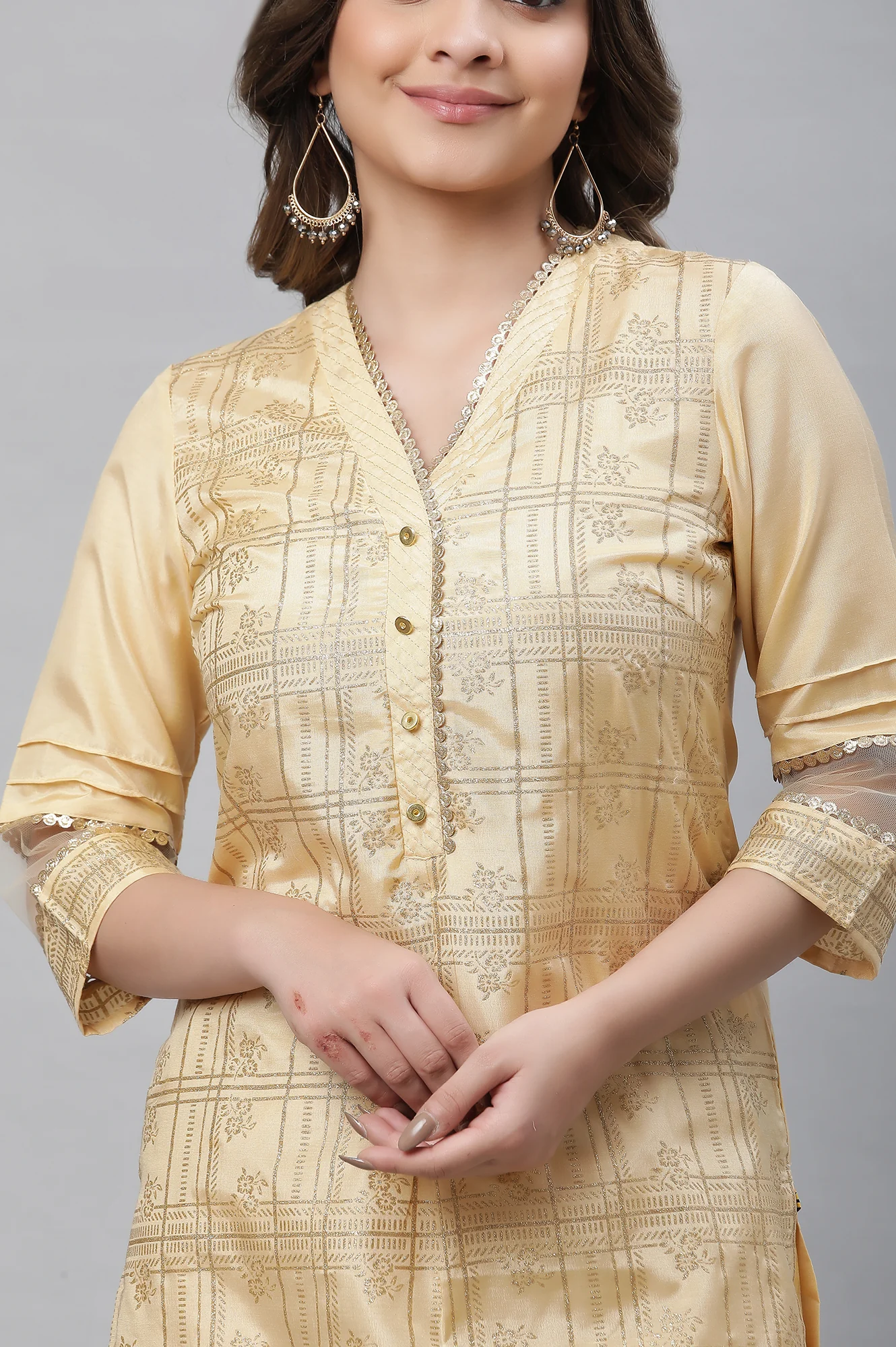 Yellow Glitter Printed Festive Kurta - Image 6