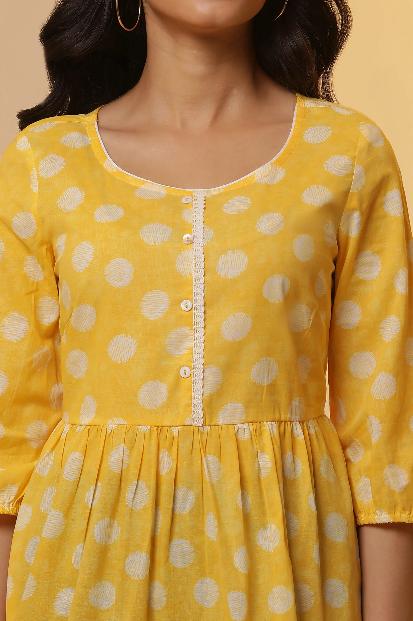 Yellow Polka Dot Cotton Short Kurti and Denim Jeggings Set - Image 6
