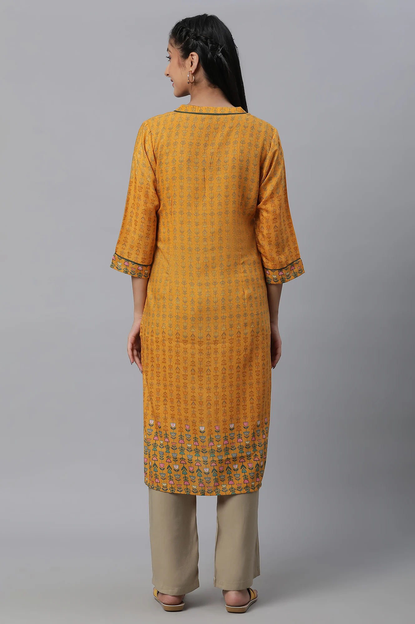 Yellow Printed Straight Casual Kurta - Image 4