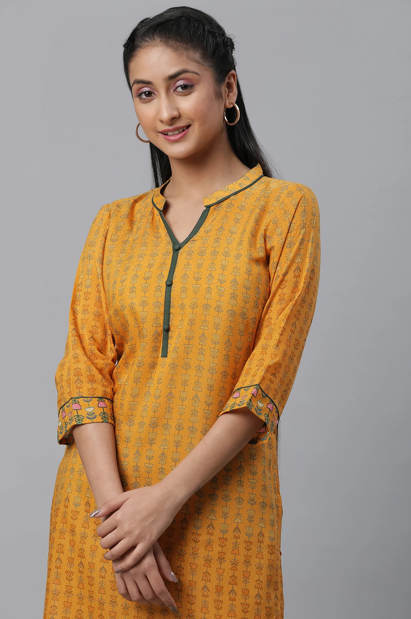 Yellow Printed Straight Casual Kurta - Image 6