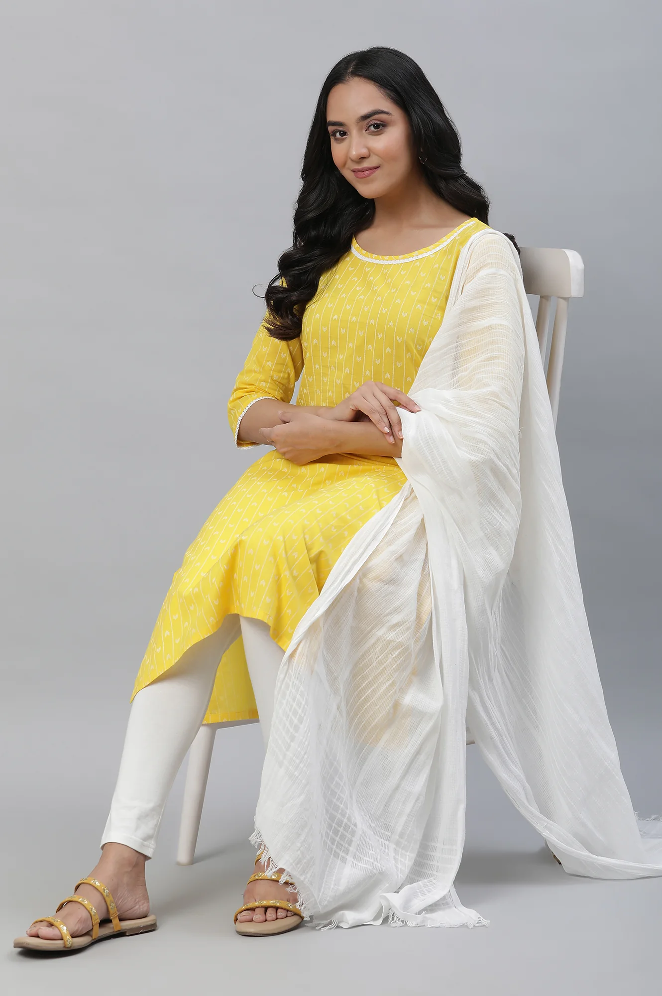 Yellow Printed Straight Kurta - Image 6