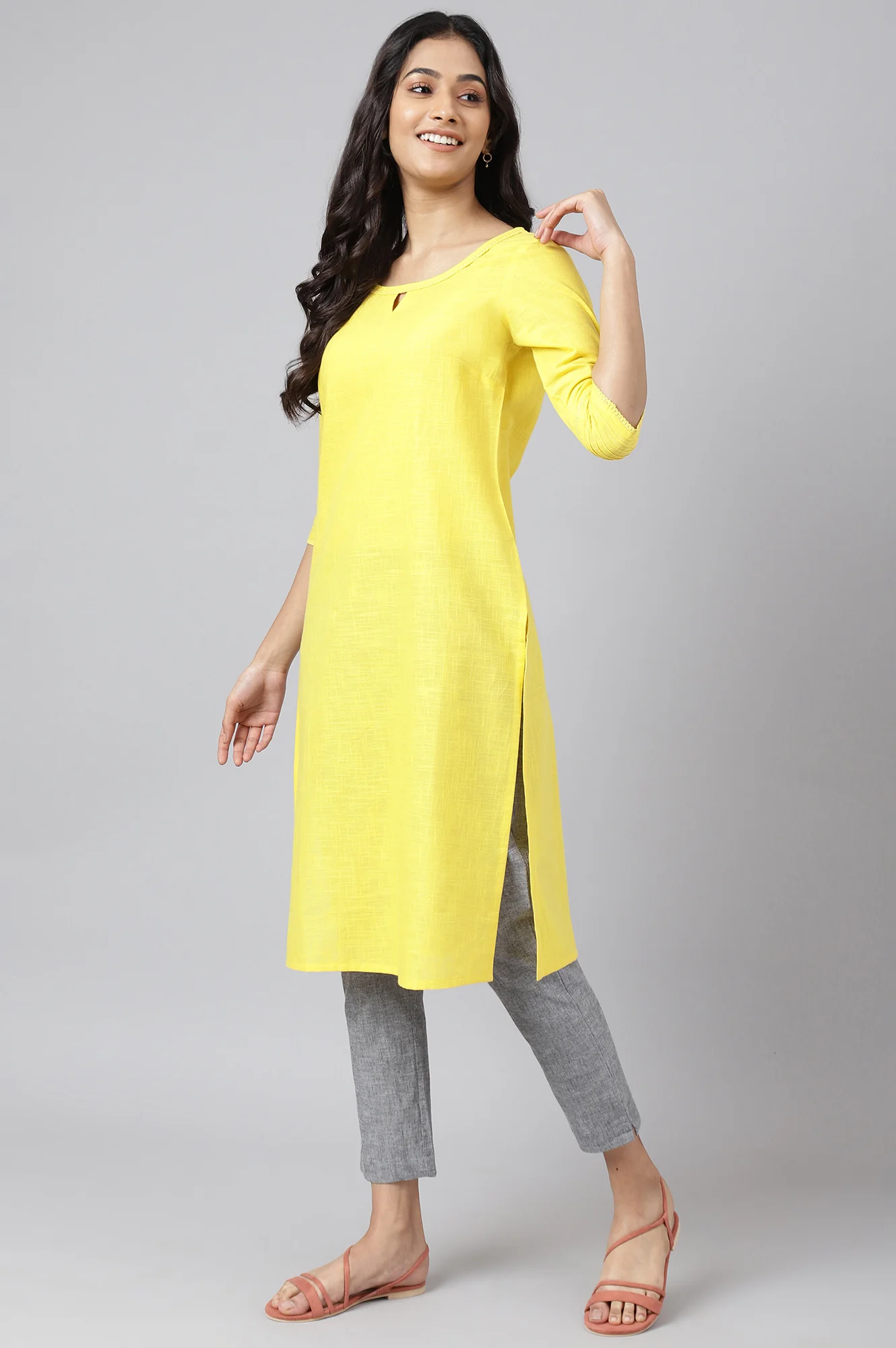 Yellow Rayon Kurta With Lace Detail - Image 4