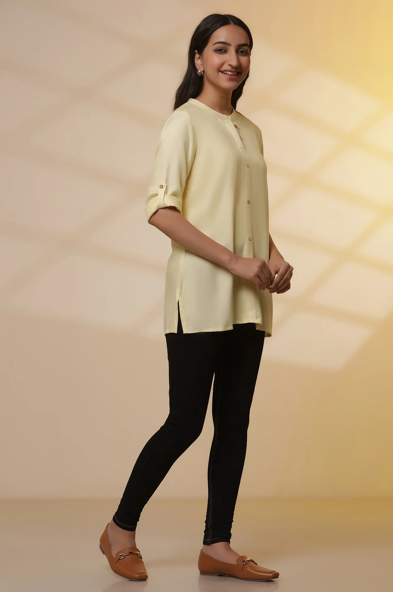 Yellow Yarn-Dyed Summer Top and Denim Jeggings Set - Image 5